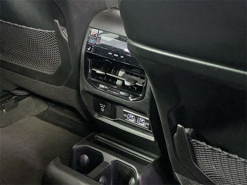 Used 2021 Jeep Grand Cherokee L Limited image 28