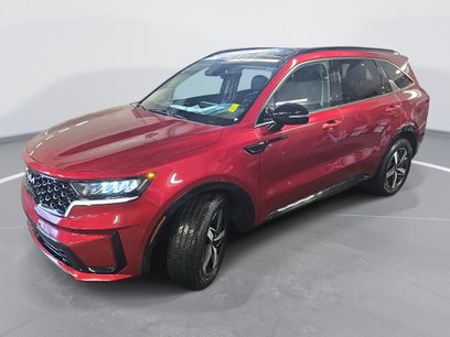 Used 2023 Kia Sorento S w/ Panoramic Sunroof Package