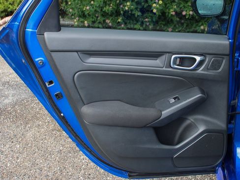 Used 2024 Honda Civic Sport image 31