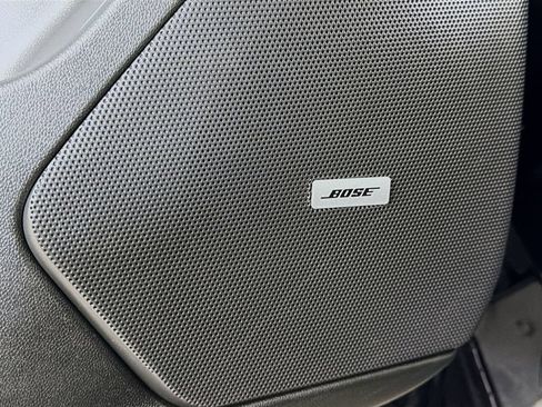 Used 2025 Cadillac XT6 Sport w/ LPO, Floor Liner Package AWD/4WD image 19