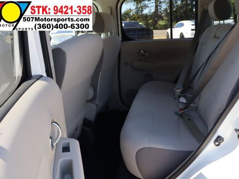 Used 2012 Nissan Cube 1.8 SL w/ Interior Designer Pkg FWD image 14