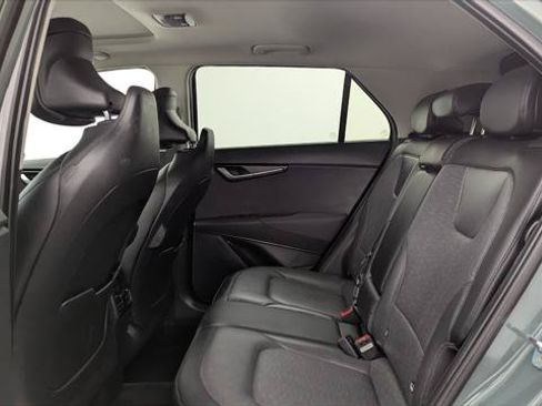 Used 2023 Kia Niro SX Touring FWD image 17