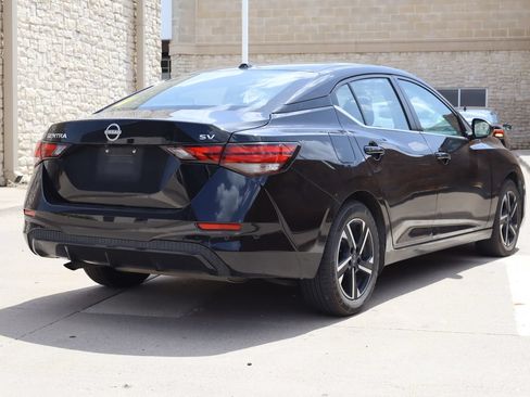 Used 2024 Nissan Sentra SV FWD image 3