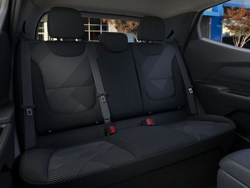 New 2027 Chevrolet Bolt LT w/ Comfort Package image 17