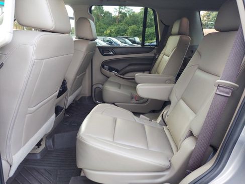Used 2018 Chevrolet Tahoe LT w/ Luxury Package image 11