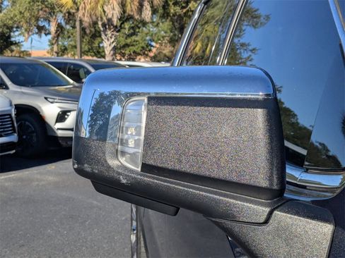 Used 2023 GMC Sierra 1500 Denali w/ Denali Reserve Package image 11