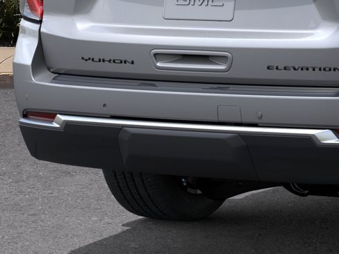 New 2026 GMC Yukon XL Elevation w/ Elevation Premium Package AWD/4WD image 14