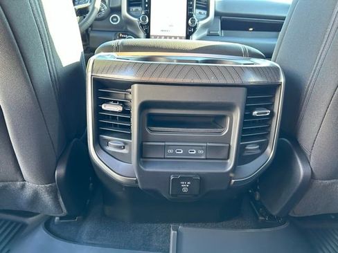 New 2026 RAM 1500 4x4 Crew Cab image 25
