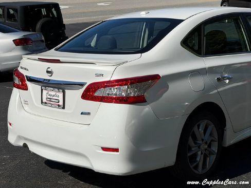 Used 2014 Nissan Sentra SR w/ SR Driver Package FWD image 29