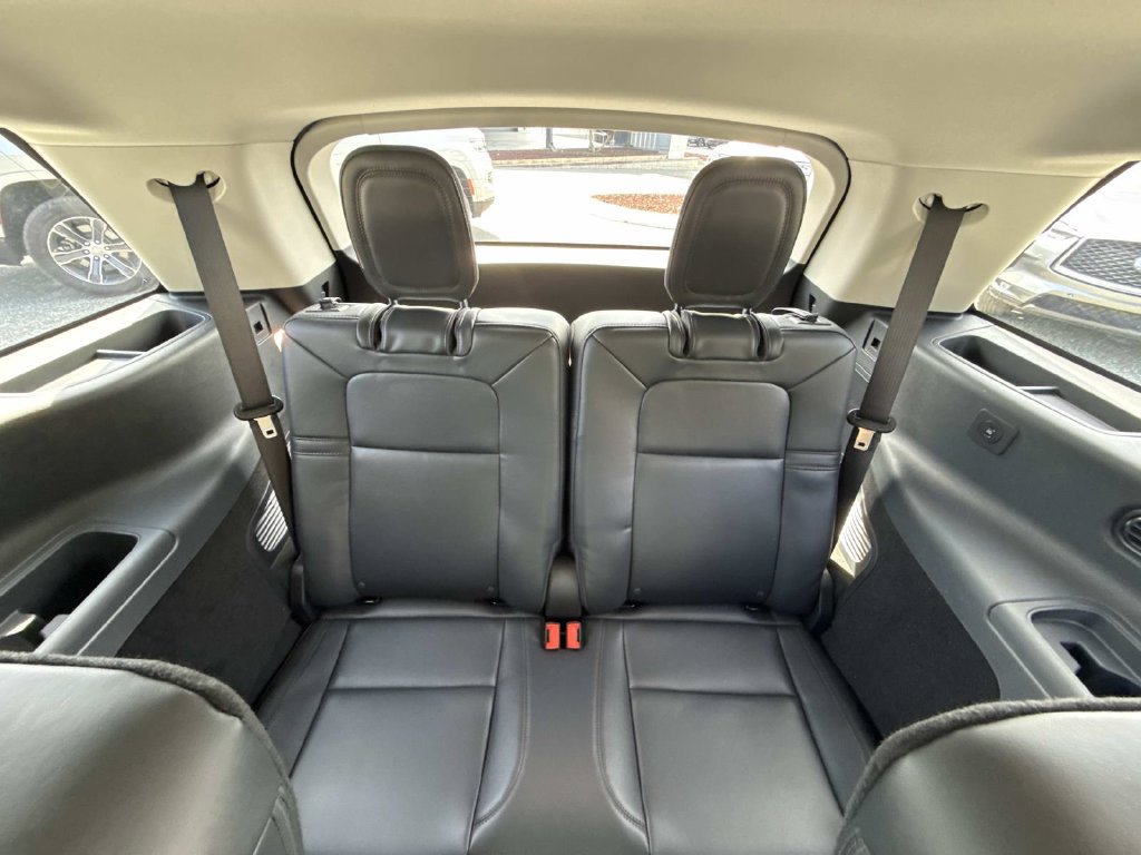 New 2027 Lincoln Aviator 2WD image 18