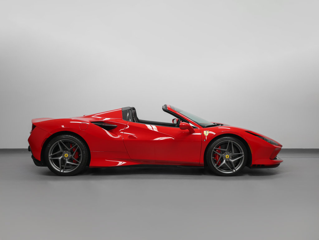 Certified 2023 Ferrari F8 Tributo RWD image 4