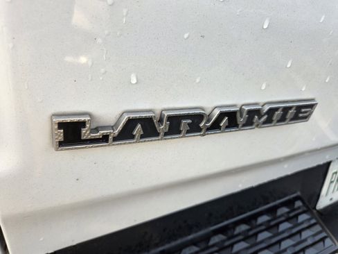 Used 2023 RAM 1500 Laramie AWD/4WD image 4