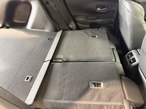 Used 2025 Acura ADX AWD image 37