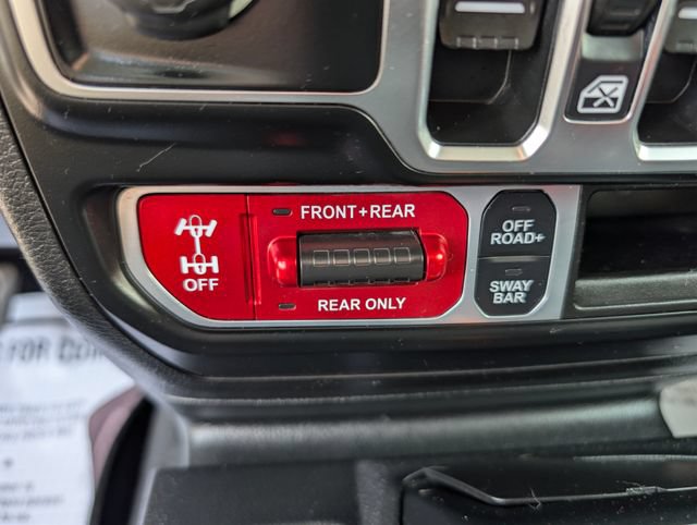 Used 2021 Jeep Wrangler Unlimited Rubicon w/ Uconnect 4C Nav & Sound Group AWD/4WD image 23