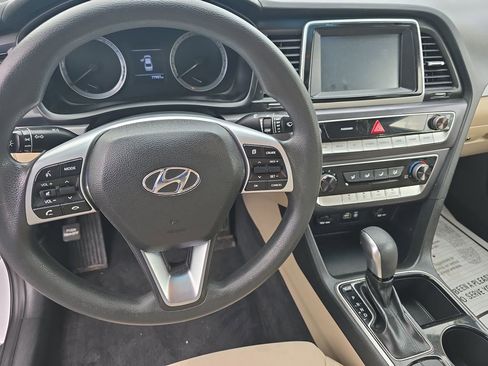 Used 2019 Hyundai Sonata SE FWD image 10