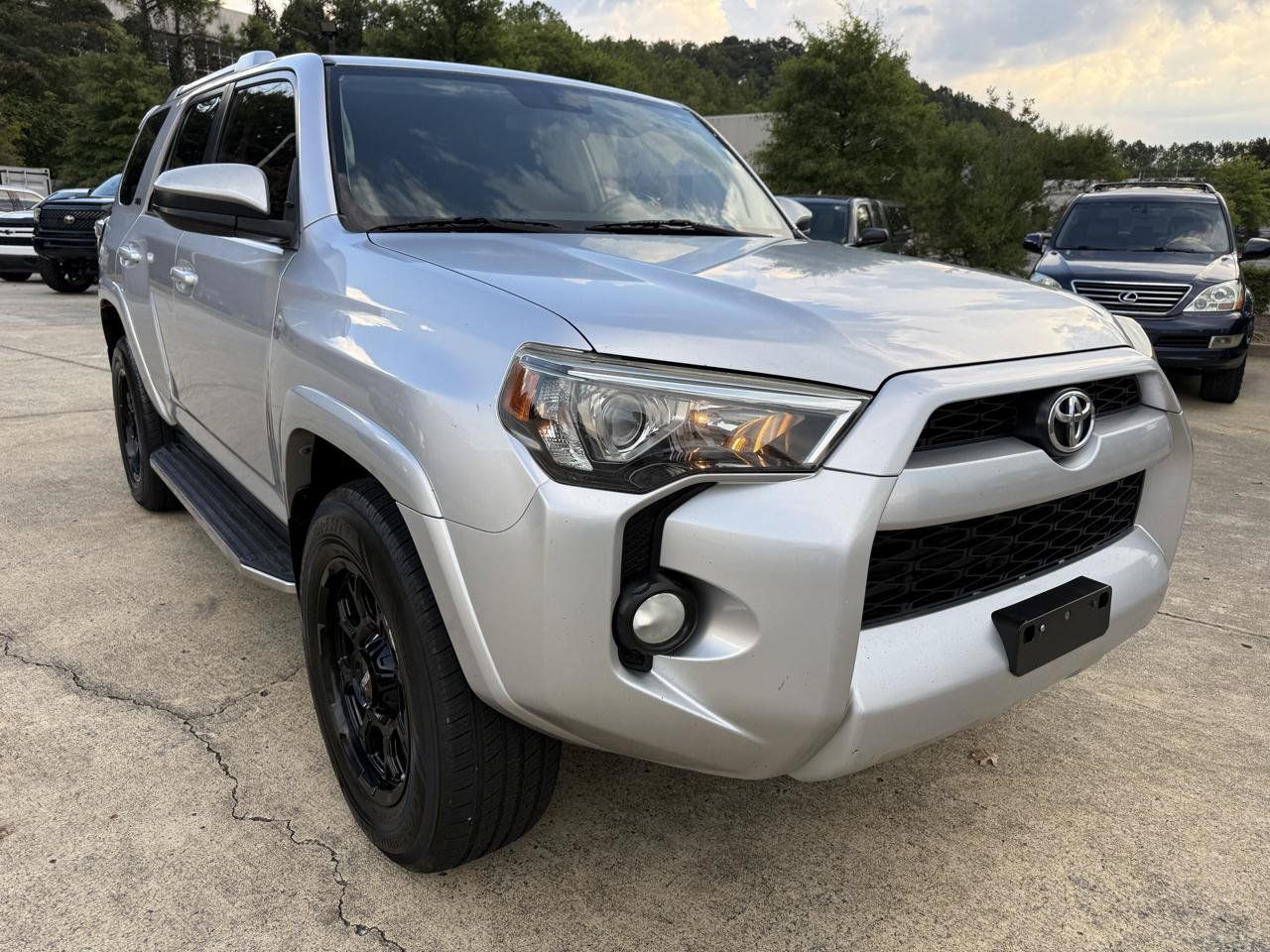 Used 2016 Toyota 4Runner SR5 RWD image 7
