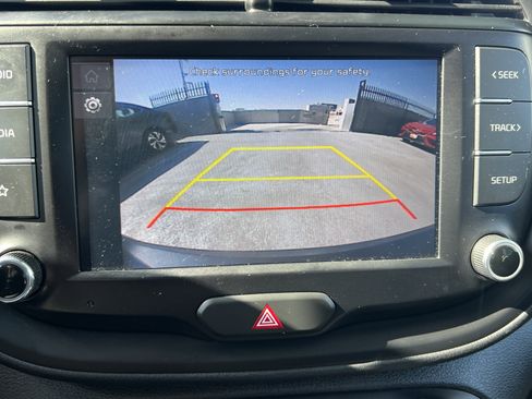 Certified 2023 Kia Soul LX image 30