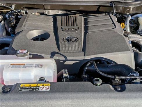New 2026 Toyota Tundra SR5 AWD/4WD image 16