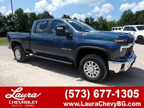 New 2026 Chevrolet Silverado 3500 LT w/ Convenience Package AWD/4WD image 1