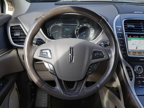 Used 2018 Lincoln MKX Reserve image 7