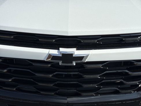 New 2026 Chevrolet Trax ACTIV w/ Driver Confidence Package FWD image 31