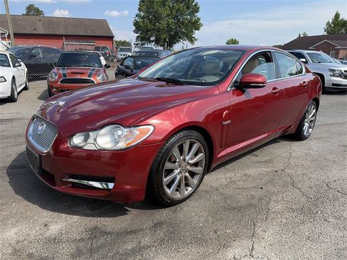 Used 2010 Jaguar XF Premium RWD image 6