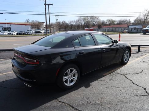 Used 2022 Dodge Charger SXT image 4