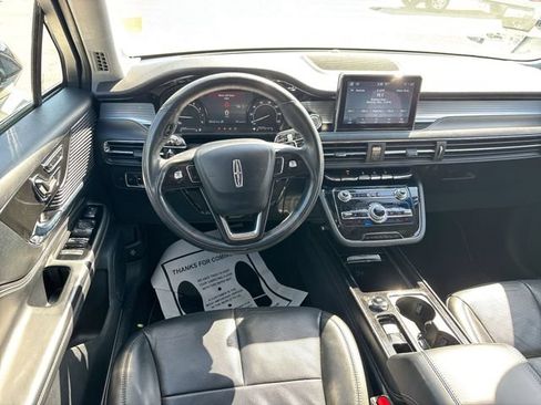 Used 2022 Lincoln Corsair AWD w/ Premium Package image 22