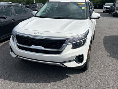 Used 2023 Kia Seltos S w/ Navigation Package