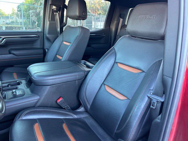 Used 2023 GMC Sierra 1500 AT4 w/ AT4 Premium Package AWD/4WD image 8