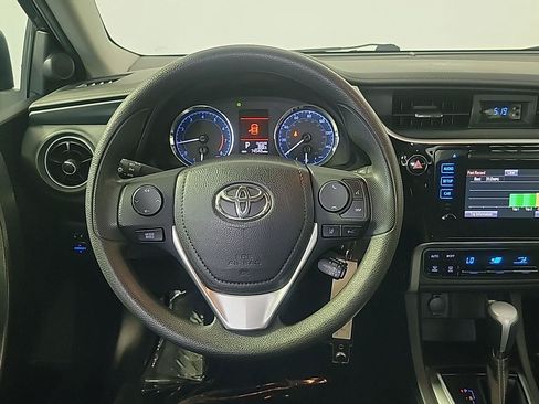 Used 2019 Toyota Corolla LE w/ Carpet Mat Package (TMS) FWD image 20
