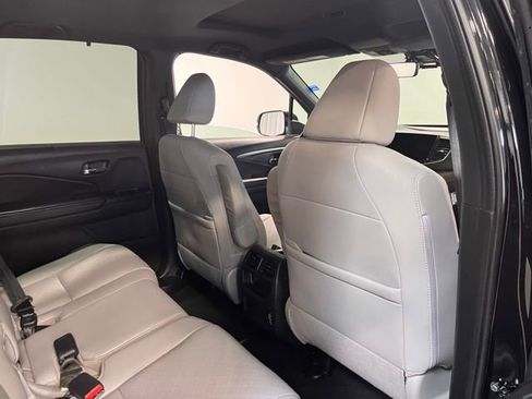 Used 2019 Honda Passport EX-L image 14