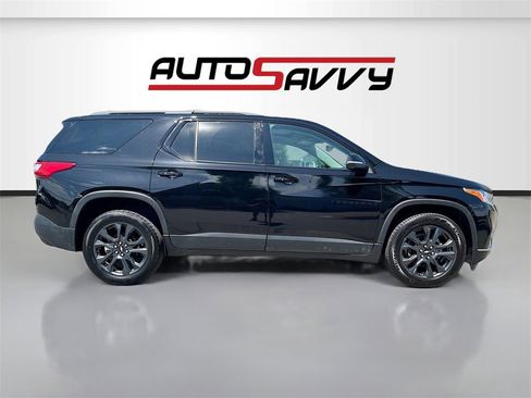 Used 2021 Chevrolet Traverse RS image 8