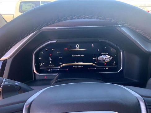 Used 2024 GMC Sierra 1500 Denali w/ Technology Package AWD/4WD image 26