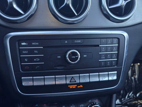 Used 2019 Mercedes-Benz GLA 250 4MATIC image 29