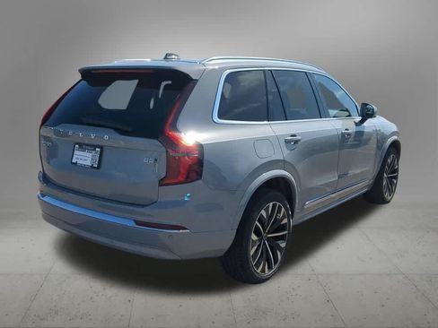 Used 2026 Volvo XC90 B5 Plus w/ Protection Package AWD/4WD image 6
