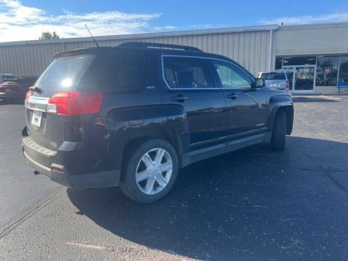 Used 2011 GMC Terrain SLT FWD image 3