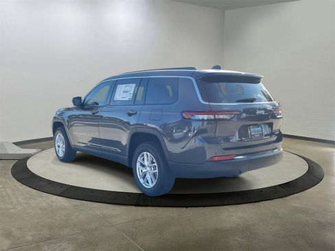 New 2025 Jeep Grand Cherokee L Laredo w/ Luxury Tech Group I image 7