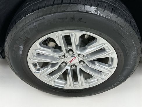 Used 2023 GMC Yukon XL SLT w/ LPO, Floor Liner Package image 34