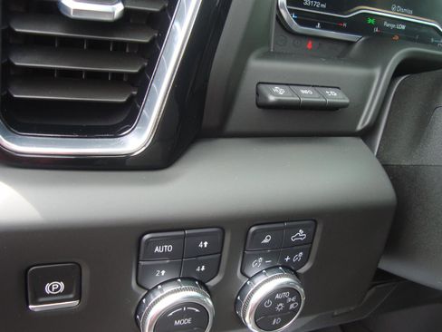 Certified 2025 GMC Sierra 2500 Denali w/ Denali Reserve Package AWD/4WD image 13
