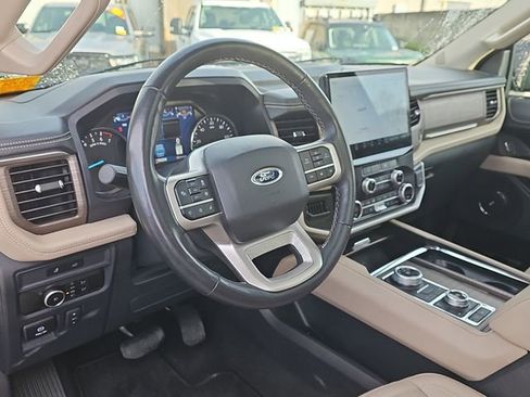 Used 2024 Ford Expedition Max Limited image 17