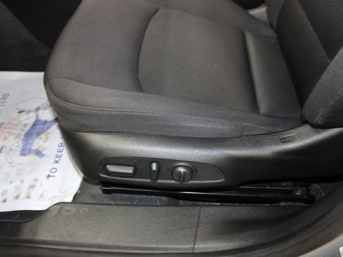 Used 2024 Chevrolet Malibu LT FWD image 12