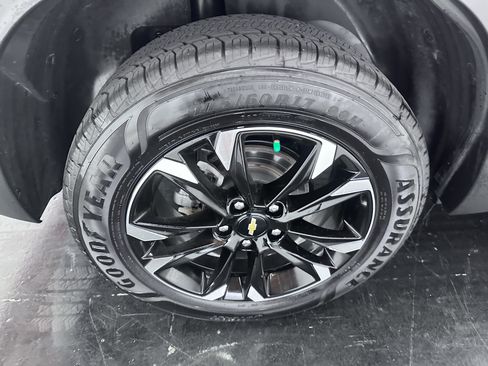 Used 2022 Chevrolet TrailBlazer LT w/ Convenience Package FWD image 17