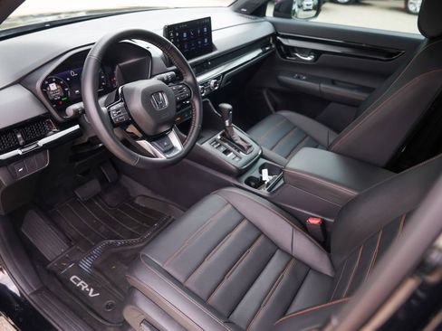 Used 2026 Honda CR-V Sport Touring image 10