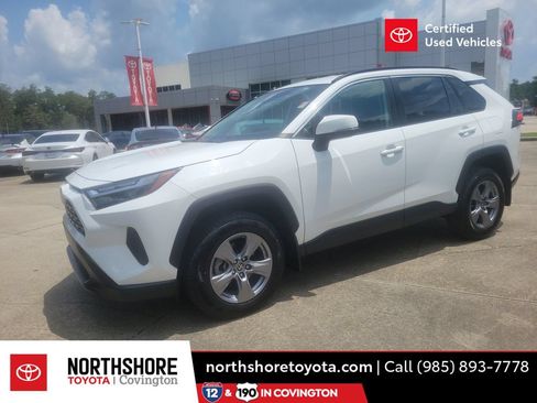 Certified 2022 Toyota RAV4 XLE FWD image 1