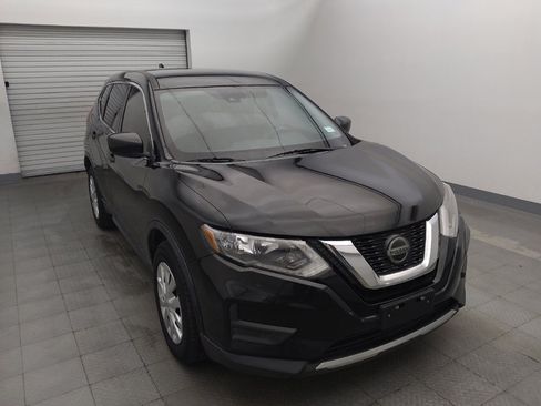 Used 2020 Nissan Rogue S FWD image 14