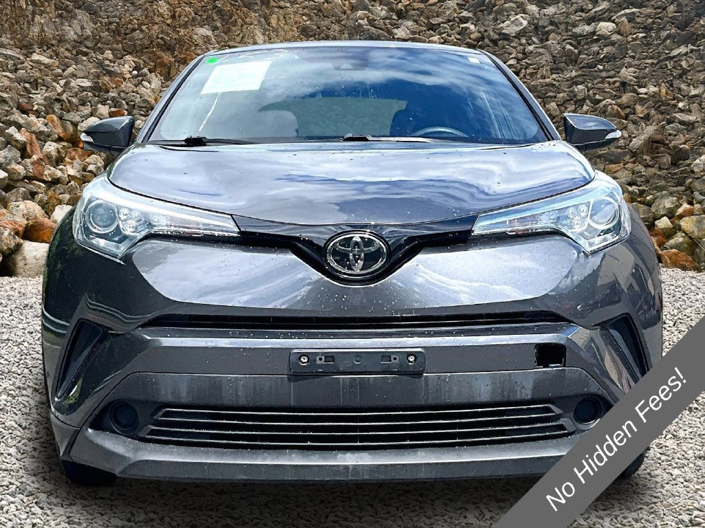 Used 2019 Toyota C-HR LE FWD image 3