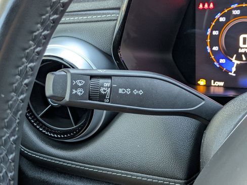 Used 2024 Chevrolet Colorado LT image 16