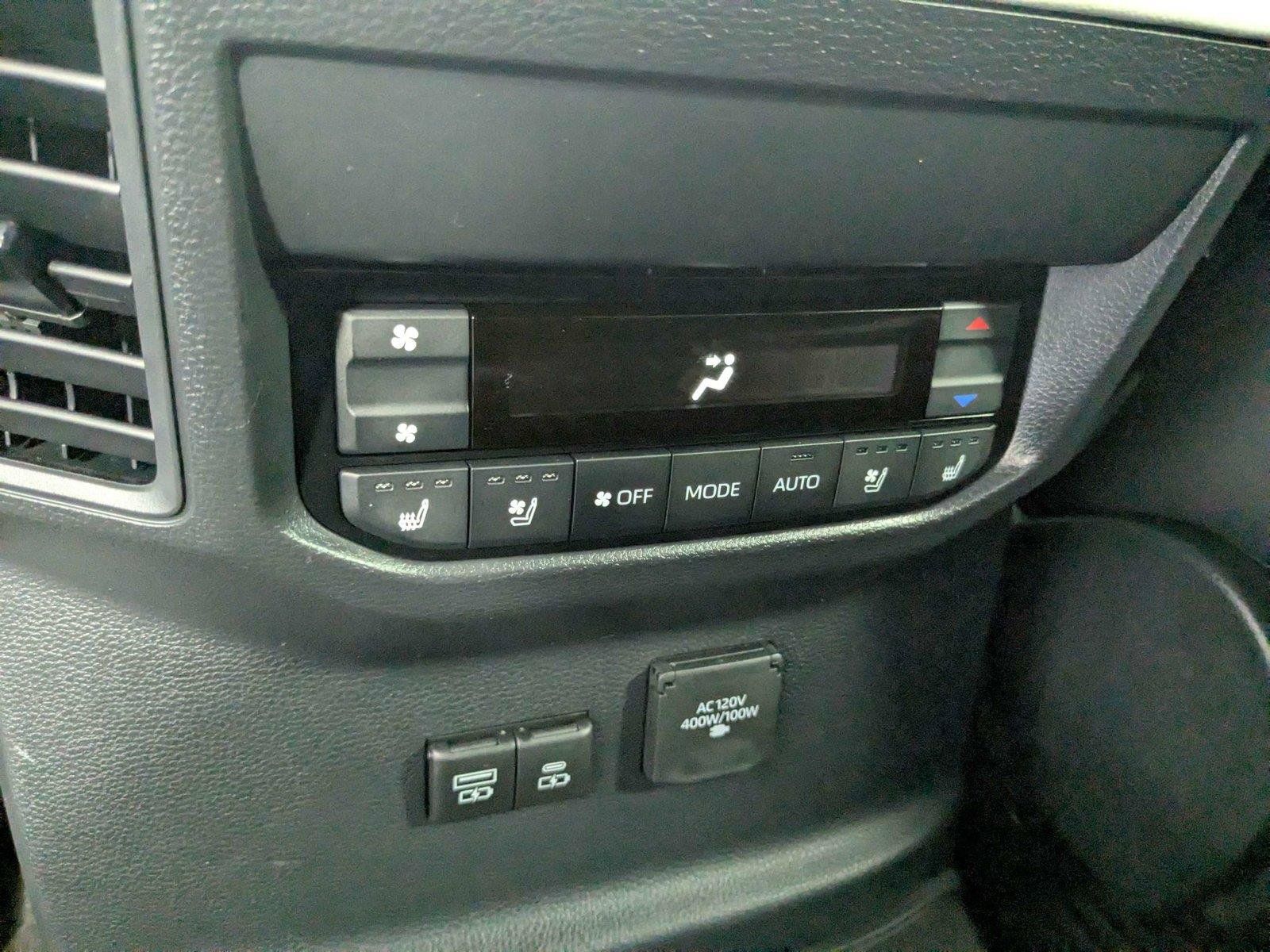 Used 2023 Toyota Sequoia Capstone AWD/4WD image 37