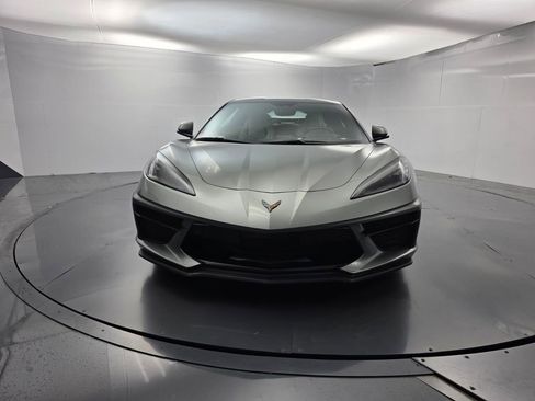 Used 2022 Chevrolet Corvette Stingray Preferred Cpe w/ Z51 Performance Package RWD image 2